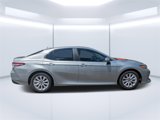Used 2019 Toyota Camry L image 2