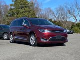 Used 2020 Chrysler Pacifica Limited image 2