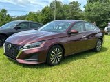 Used 2023 Nissan Altima 2.5 SV image 3