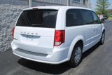Used 2017 Dodge Grand Caravan SE w/ Power Window Group image 2