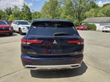Used 2022 Mitsubishi Outlander SE image 6