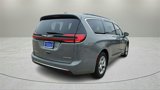 Used 2022 Chrysler Pacifica Limited image 3