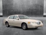 Used 2000 Lincoln Town Car Cartier image 3