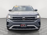 Used 2022 Volkswagen Atlas Cross Sport SE image 2