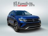 Used 2023 Volkswagen Taos SEL image 2