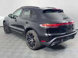 Certified 2025 Porsche Macan image 3