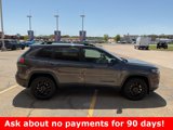 Used 2023 Jeep Cherokee Altitude Lux image 3