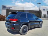 Used 2021 Jeep Grand Cherokee Laredo X image 3