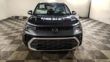 New 2025 Volkswagen Taos SE image 2