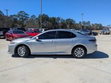 Used 2023 Toyota Camry LE image 5