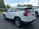 Certified 2024 GMC Terrain SLT w/ Infotainment Package II image 3