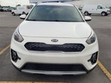 Used 2021 Kia Niro LX image 2
