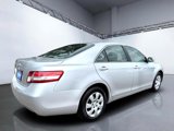 Used 2010 Toyota Camry LE image 6