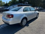 Used 2010 Volkswagen Jetta Limited Edition image 3