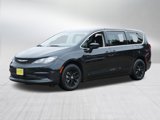 Used 2022 Chrysler Voyager LX image 3