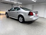Used 2005 Pontiac Grand Prix w/ Drivers Package image 4