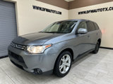 Used 2014 Mitsubishi Outlander SE image 2