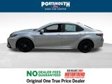 Used 2022 Toyota Camry SE image 2