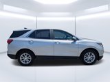 Used 2021 Chevrolet Equinox LT image 2