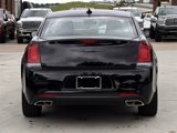 Used 2023 Chrysler 300 Touring w/ Sport Appearance Package image 5