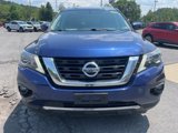 Used 2018 Nissan Pathfinder SV image 2