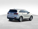Used 2020 Kia Sorento LX w/ LX I4 Convenience Package image 4