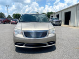 Used 2014 Chrysler Town & Country Limited image 2