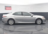 Used 2020 Toyota Camry LE image 5