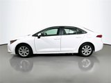 Used 2022 Toyota Corolla LE image 4