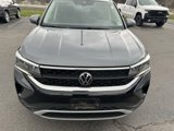 Used 2022 Volkswagen Taos SE image 4