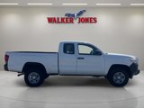 Used 2018 Toyota Tacoma SR image 2