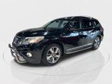 Used 2014 Nissan Pathfinder Platinum image 2