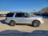 Used 2017 Ford Expedition XLT image 3