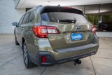 Used 2018 Subaru Outback 3.6R Touring image 3