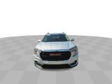 Certified 2022 GMC Terrain SLE w/ Driver Convenience Package image 4