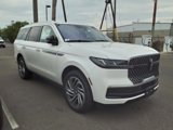 New 2025 Lincoln Navigator Reserve image 3