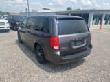 Used 2017 Dodge Grand Caravan SE image 4