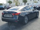 Used 2024 Nissan Altima 2.5 SV image 3
