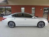 Used 2018 Nissan Altima 2.5 SV image 2