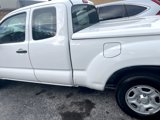 Used 2015 Toyota Tacoma 2WD Access Cab image 3