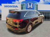 Used 2020 Kia Sorento LX image 2