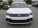 Used 2018 Volkswagen Tiguan SEL w/ R-Line Package image 2
