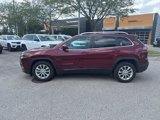 Used 2019 Jeep Cherokee Latitude w/ Cold Weather Group image 3
