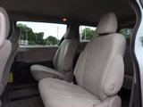 Used 2012 Toyota Sienna image 3