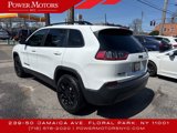 Used 2023 Jeep Cherokee Altitude Lux image 3
