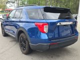 Certified 2021 Ford Explorer XLT image 3