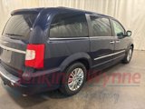 Used 2015 Chrysler Town & Country Touring-L w/ Driver Convenience Group image 5