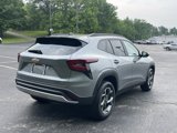 Certified 2025 Chevrolet Trax LT w/ LT Convenience Package image 3