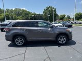Used 2015 Toyota Highlander XLE image 4
