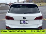 New 2024 Volkswagen Taos SE image 6